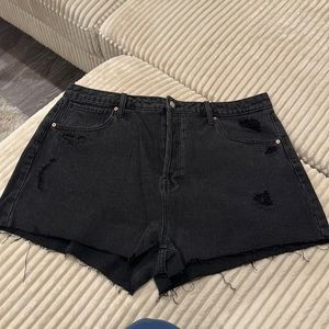 Black acid wash jean shorts 16